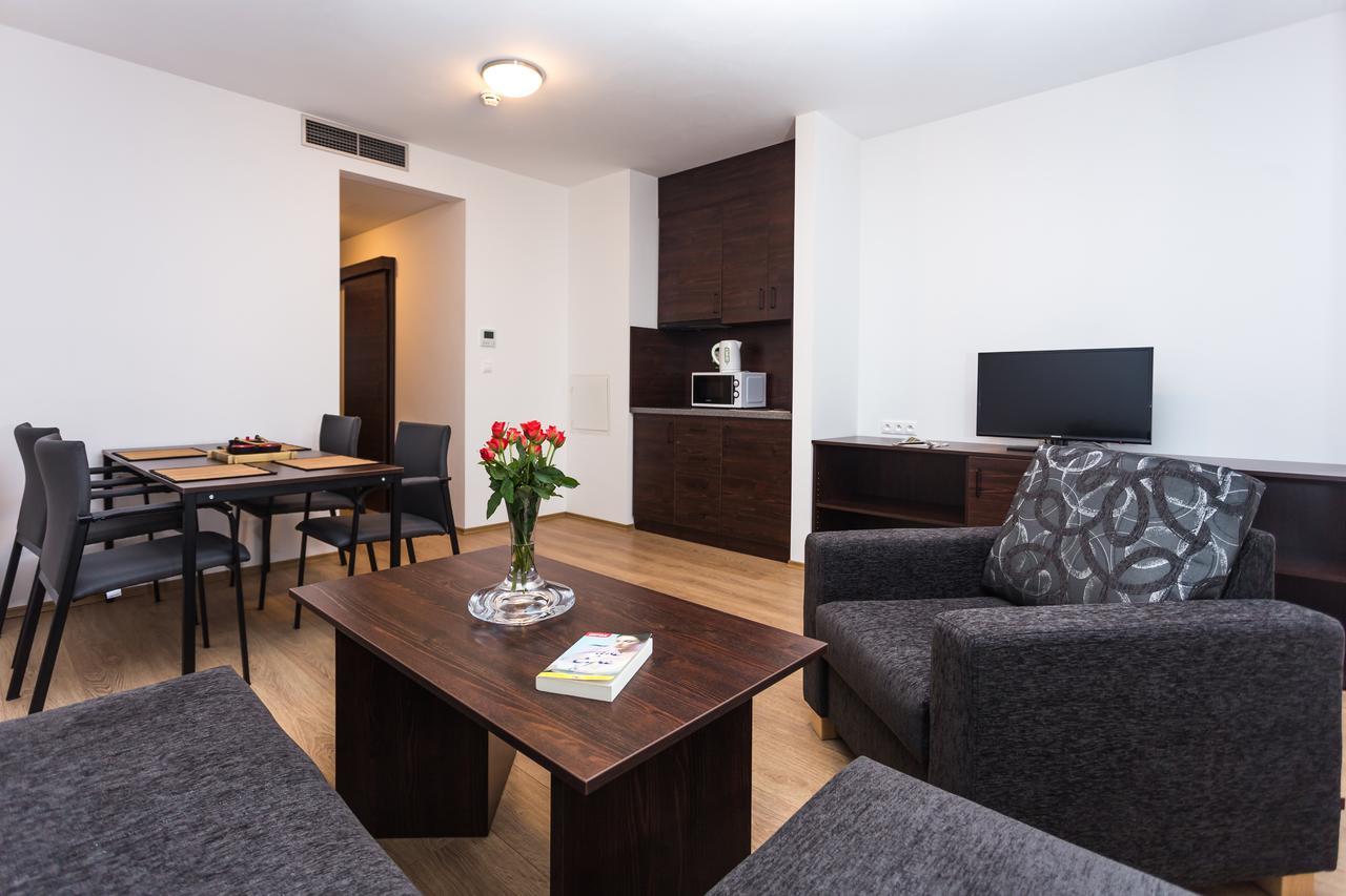 Barok Hotel And Apartments Bratislava Extérieur photo